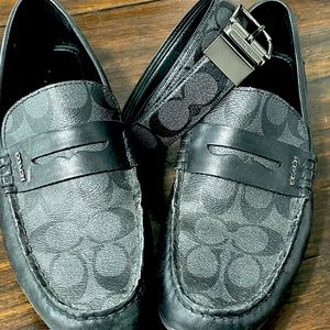 Mens COACH Mott drivers with matching belt. US9.5